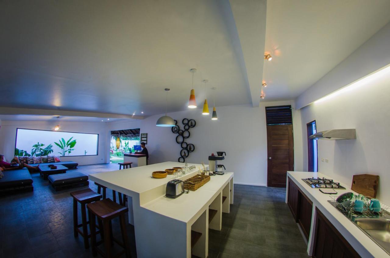 Palaka Resort جنرال لونا المظهر الخارجي الصورة